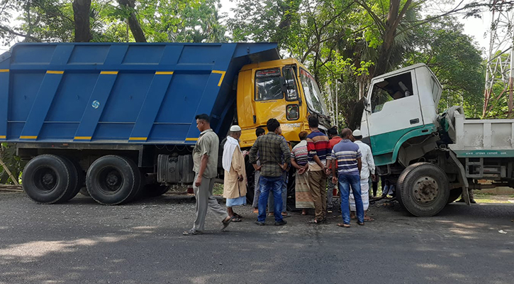 ফকিরহাটে দাঁড়িয়ে থাকা ট্রাকে আরেক ট্রাকের ধাক্কা, নিহত ১